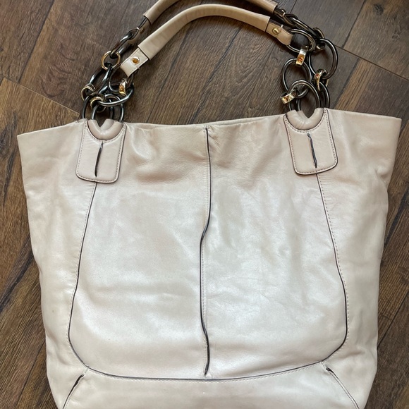 Coach Leather Shoulder Bag / Purse with Gorgeous Hardware - Picture 3 of 12